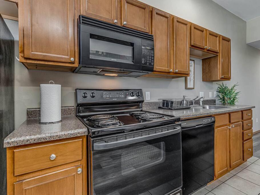 ברטלסוויל Deluxe Studio In Historic Downtown Building! מראה חיצוני תמונה
